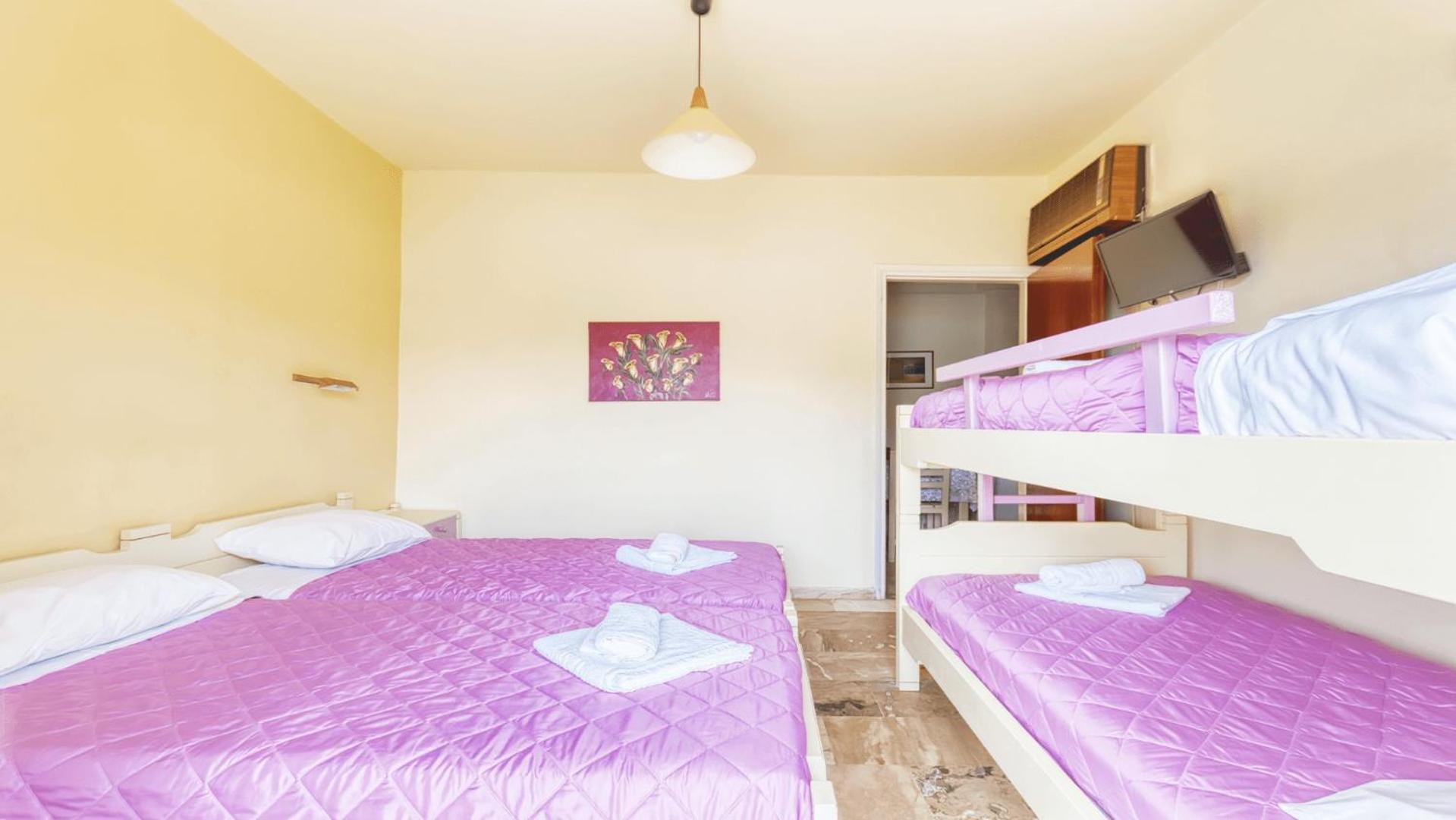 Akrotopi Apartments & Studios Толон Екстериор снимка